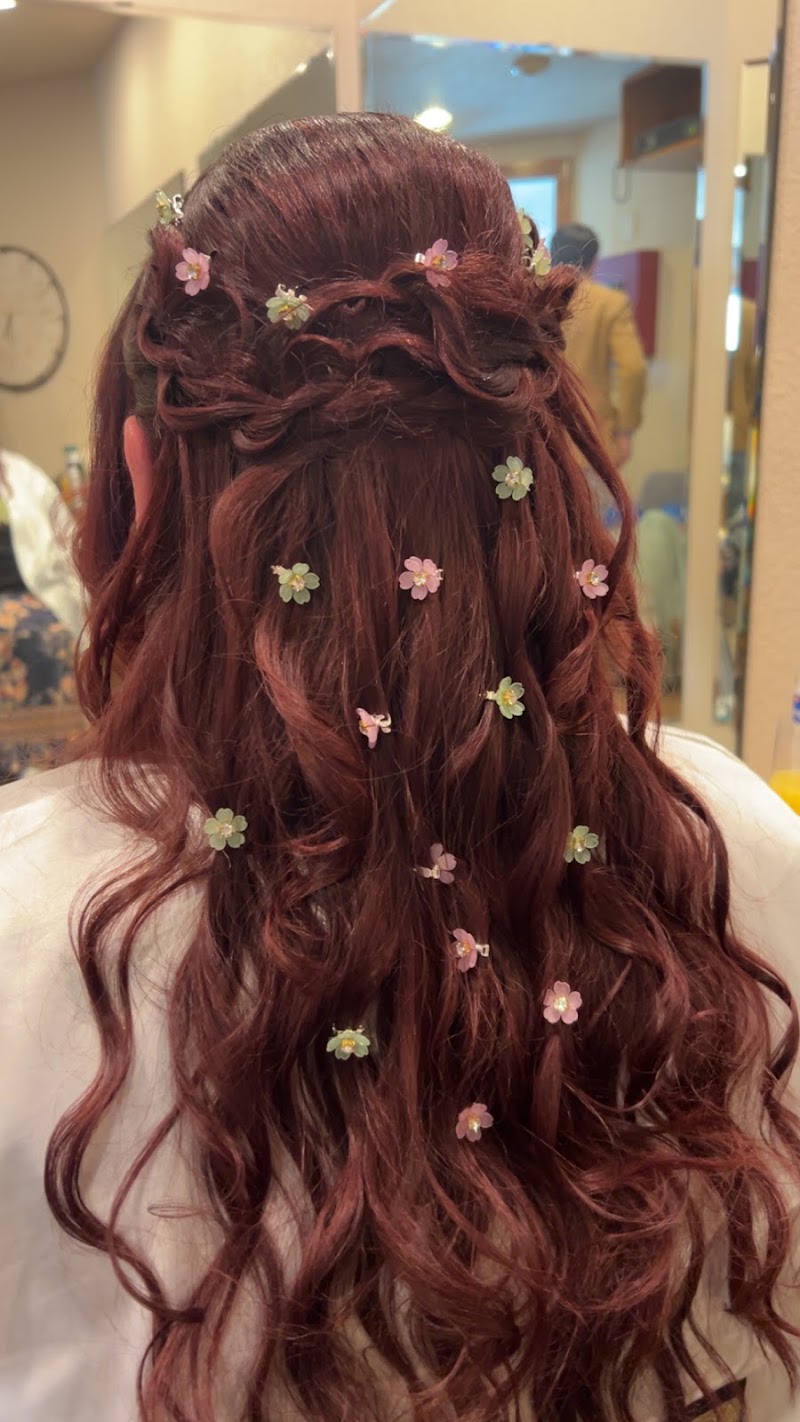 Encanto Bridal Hair and Makeup, beauty salon in Longmont, CO, photo 2 of 5